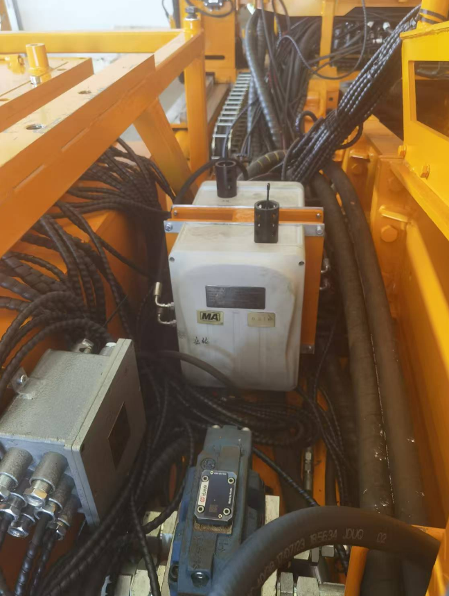 石家莊煤機-掘進機齒輪系統在線油液監(jiān)測應用案例