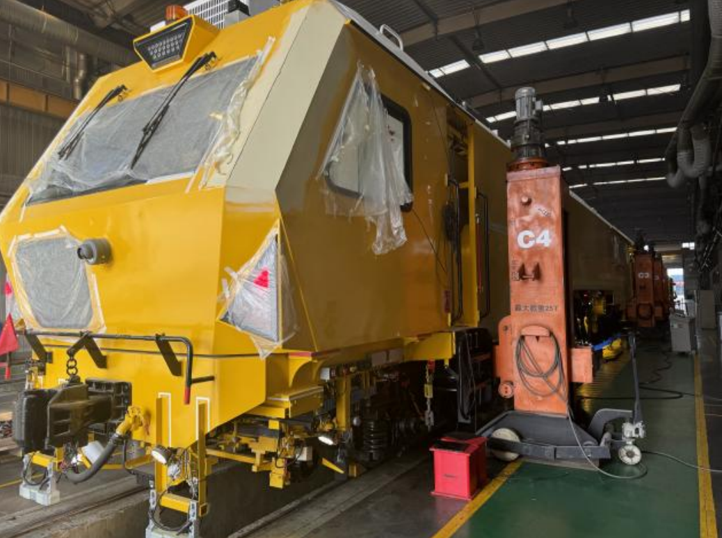 中國鐵建壓軌列車智能在線油液監(jiān)測(cè)系統(tǒng)應(yīng)用案例 圖1